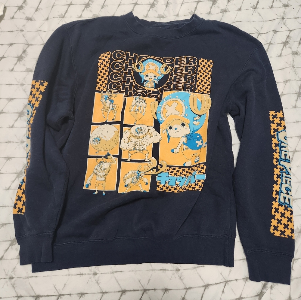 One Piece Tony Tony Chopper Medium sweatshirt